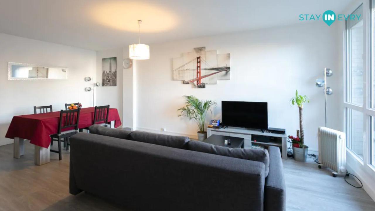 Stay In Evry Courcouronnes Exterior foto