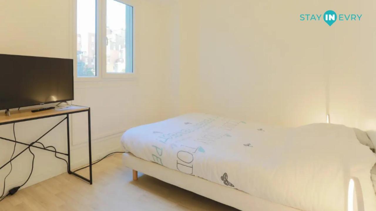 Stay In Evry Courcouronnes Exterior foto